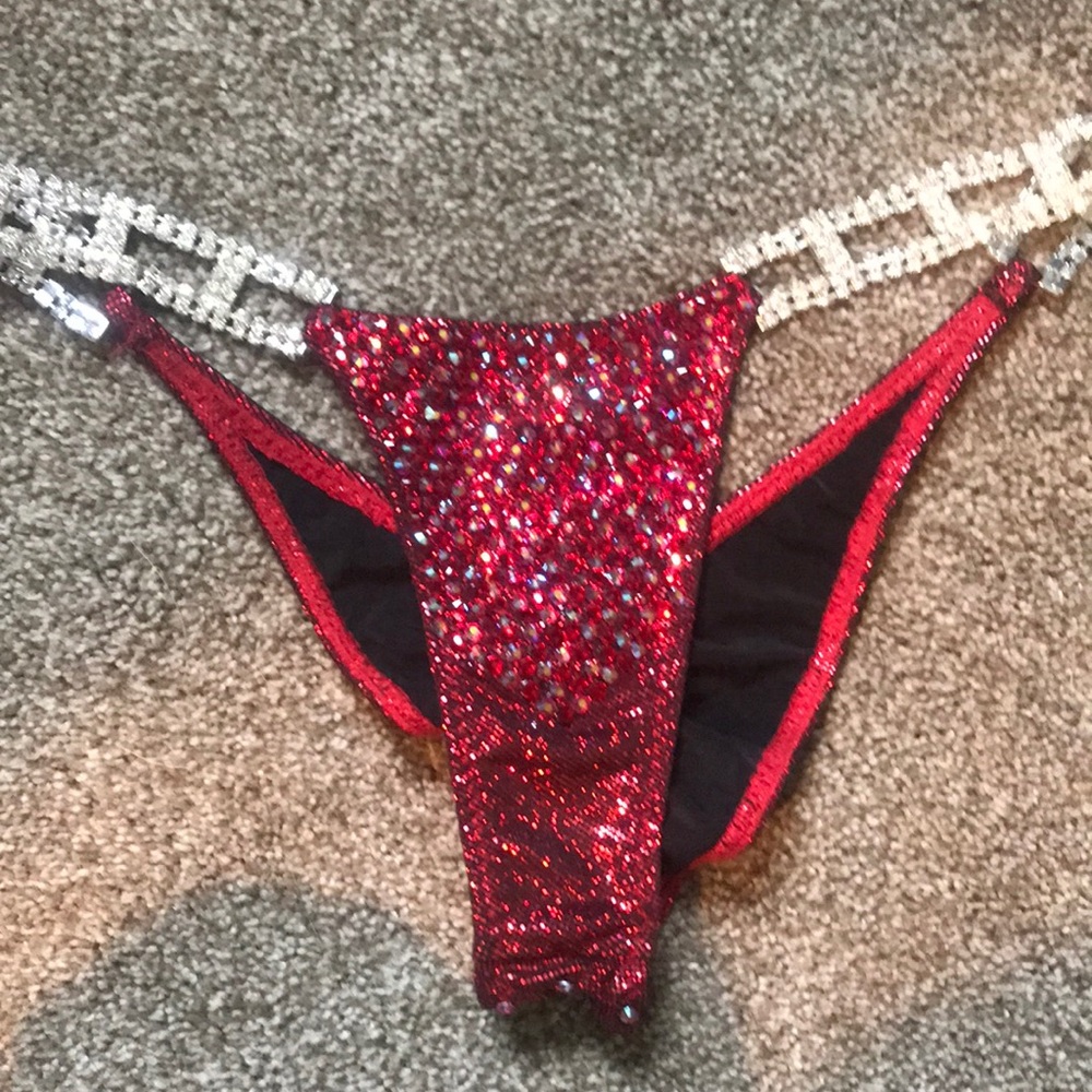 Ravish Sands competition suit